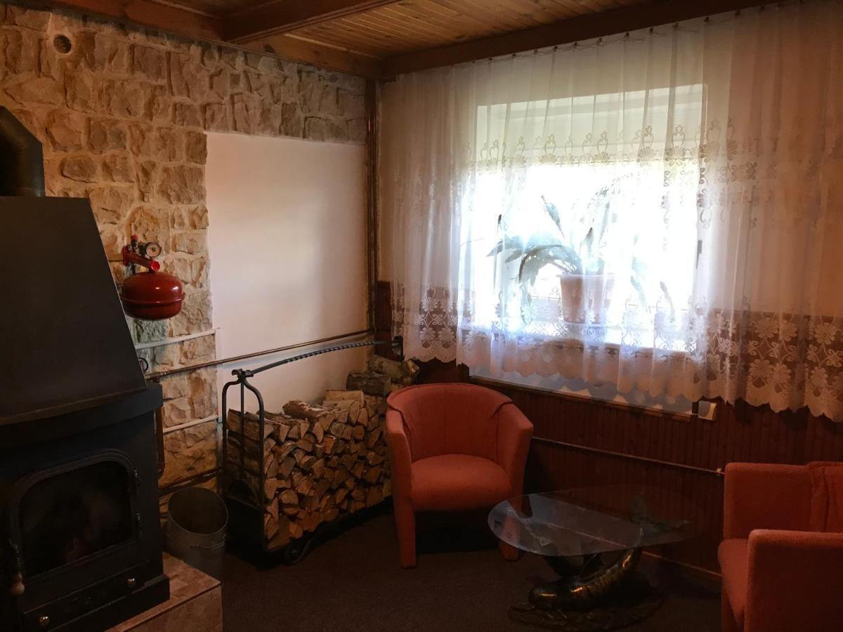 Penzion Trampska Bouda Abertamy Exterior foto